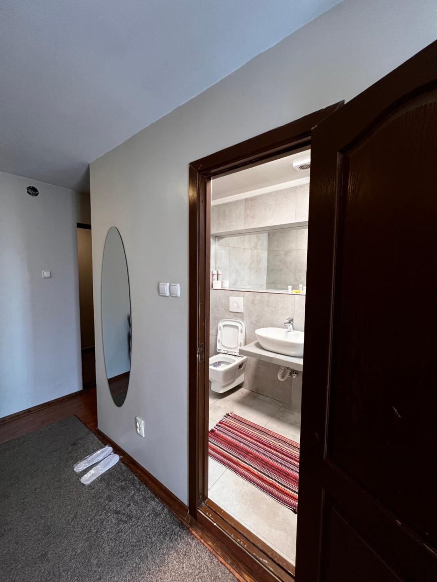 Salam Hotel Osh Dış mekan fotoğraf