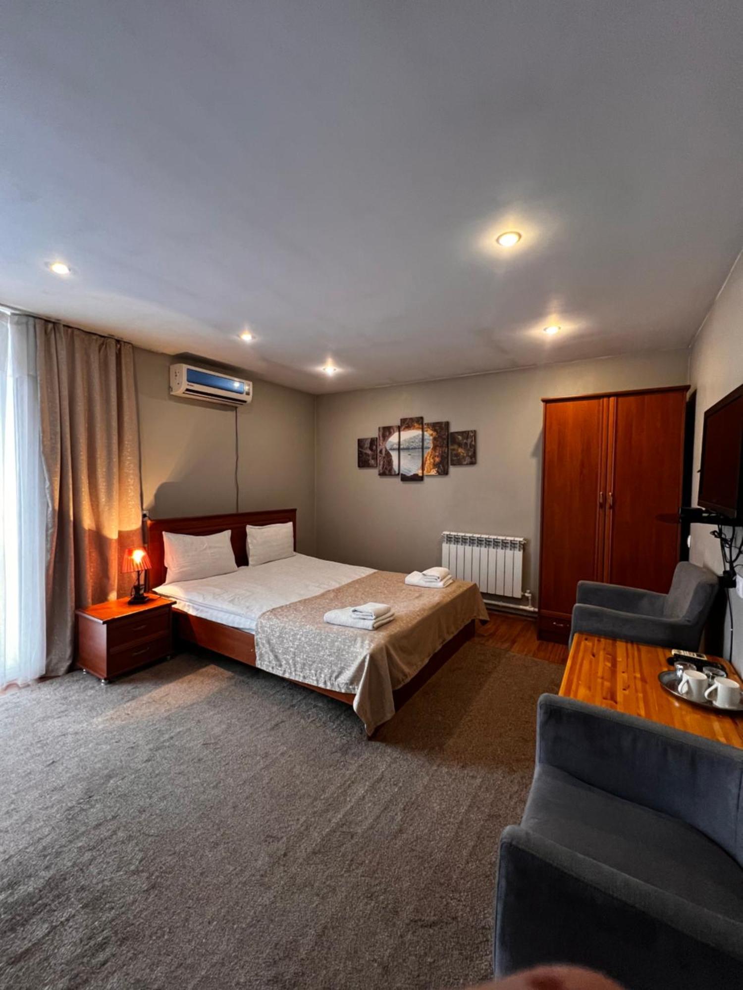 Salam Hotel Osh Dış mekan fotoğraf
