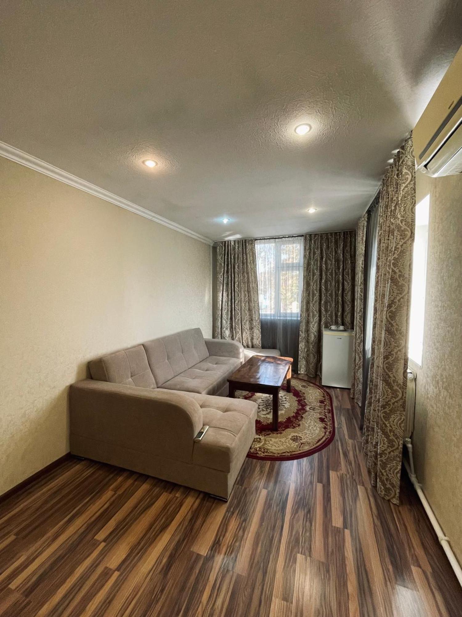Salam Hotel Osh Dış mekan fotoğraf