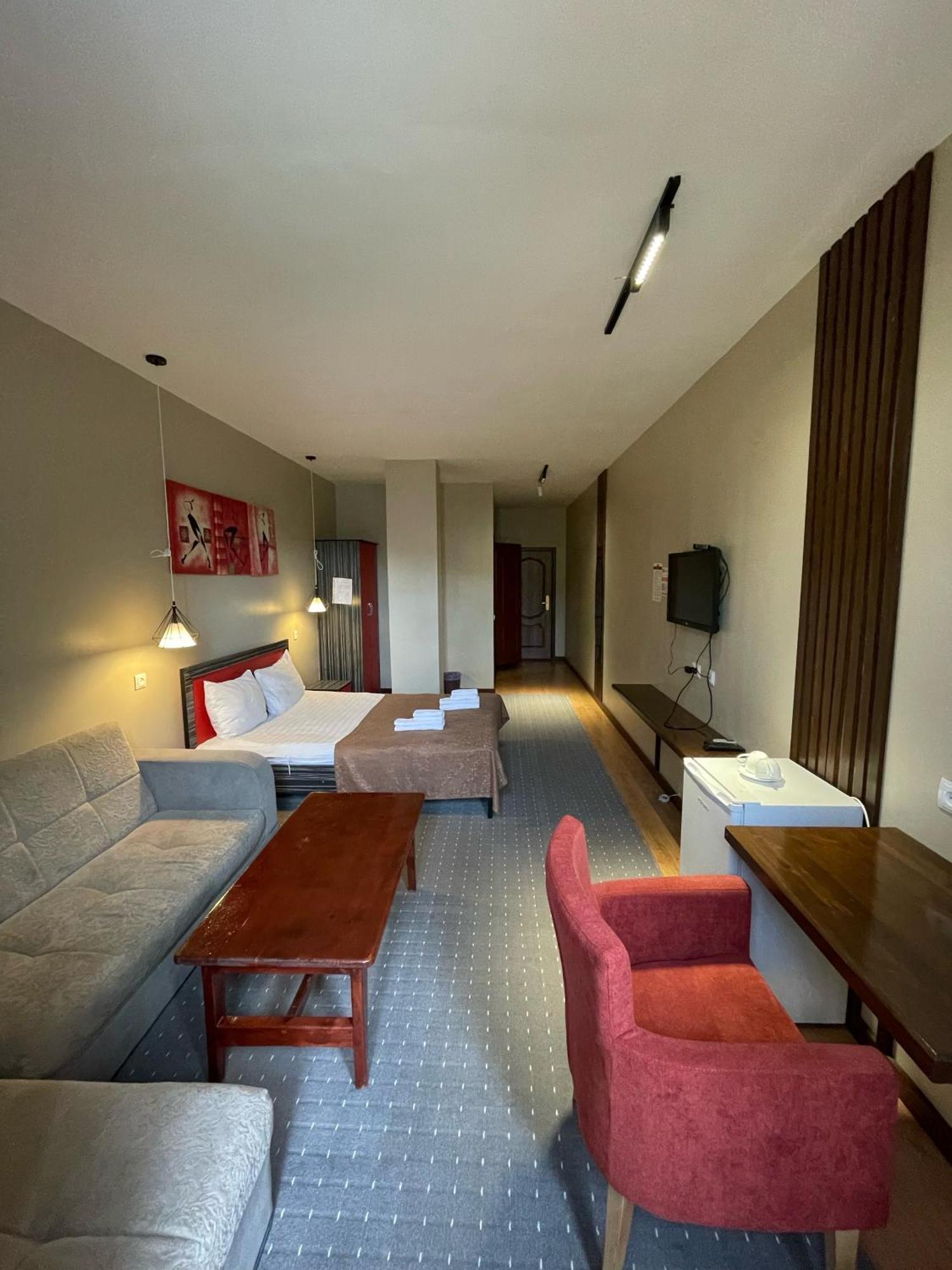 Salam Hotel Osh Dış mekan fotoğraf